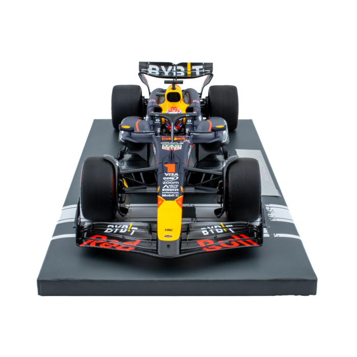 1:18 RB20 GP Bahrain 2024 - Winner image