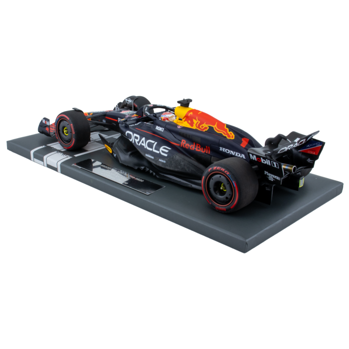 1:18 RB20 GP Bahrain 2024 - Winner image
