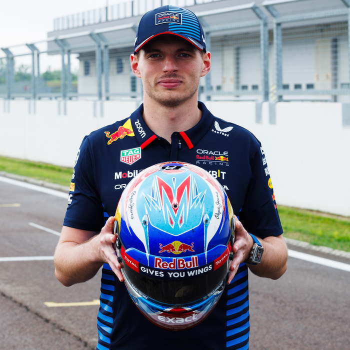 1:2 Helmet Spain 2016 - 1st win - Max Verstappen image