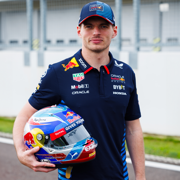 1:4 Helmet Spain 2016 - 1st win - Max Verstappen image
