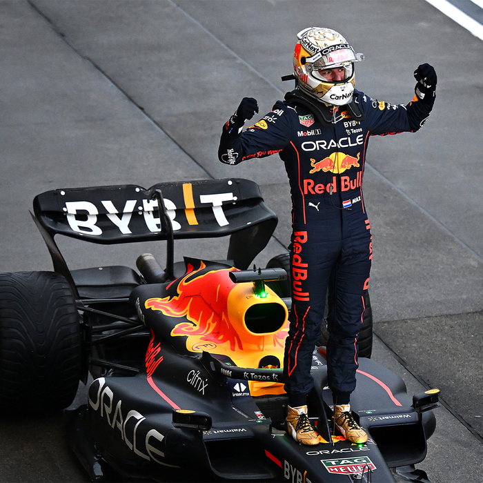 1:12 RB18 - Japan 2022 - World Champion image