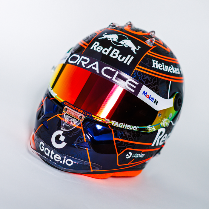 1:2 - Orange Lion Helmet 2025 - Max Verstappen image