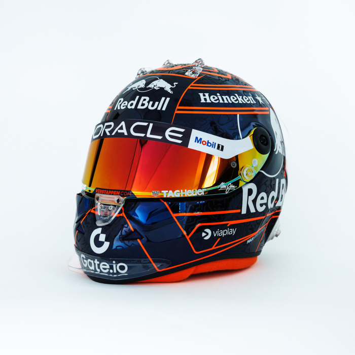 1:4 - Orange Lion Helmet 2025 - Max Verstappen image