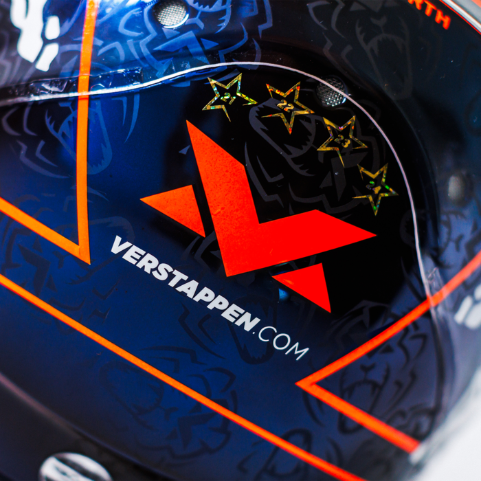 1:4 - Orange Lion Helmet 2025 - Max Verstappen image