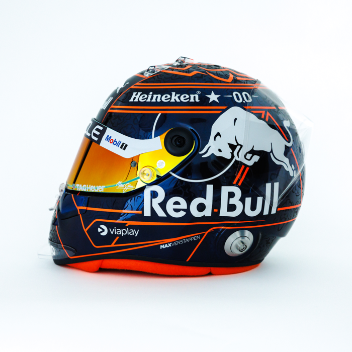 1:4 - Orange Lion Helmet 2025 - Max Verstappen image